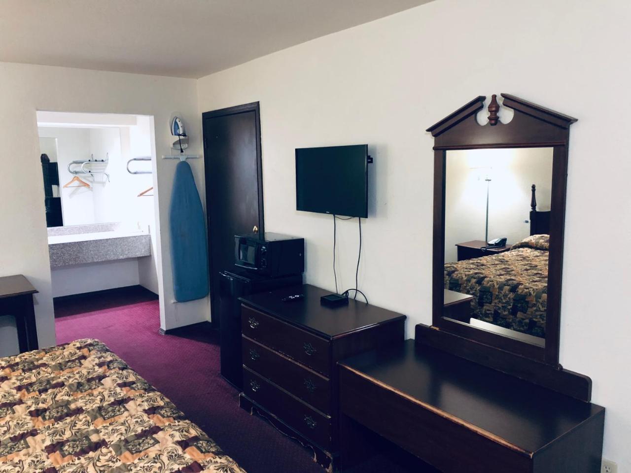 Motel Meridian Airport 2*